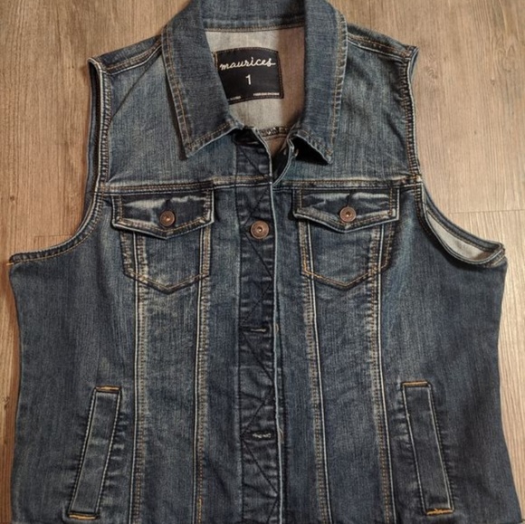 Maurice's plus size vest - Picture 1 of 3